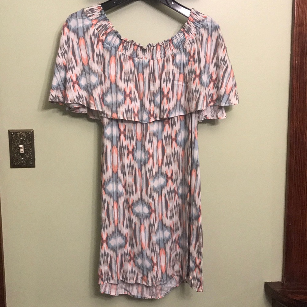 Mini dress with elastic neck line